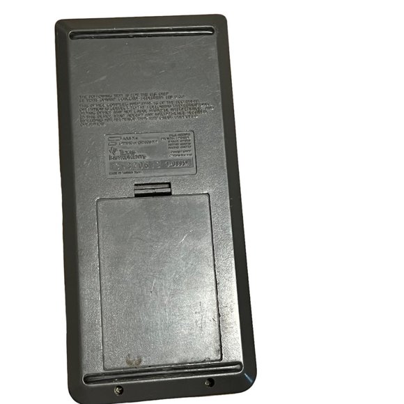 TI-82 Texas Instruments Graphing Calculator Grey - Picture 2 of 7